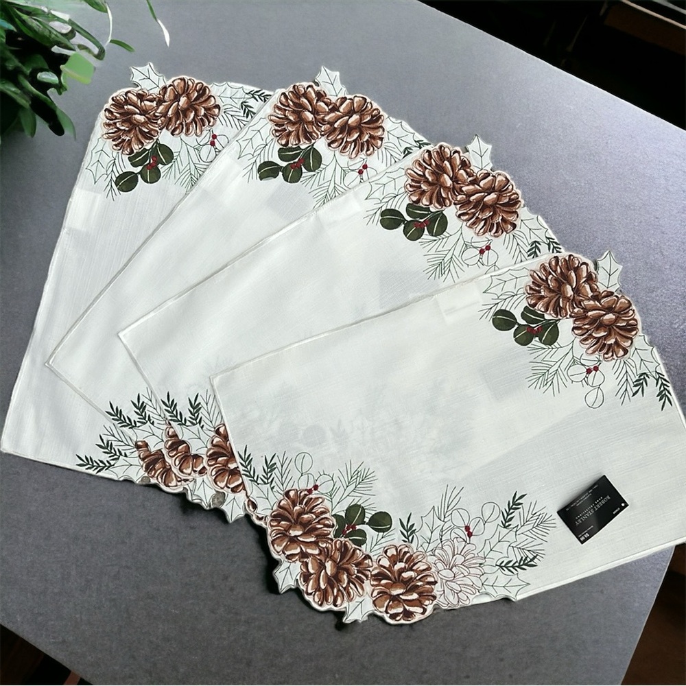 NWT Robert Stanley 4-Piece Set Placemat-Woven, $9.99/Each New w/Tag
